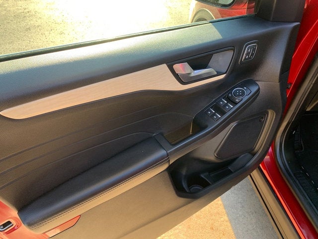 2021 Ford Escape Titanium
