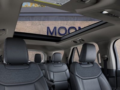 2027 Ford Explorer 4DR 4WD ACTIVE