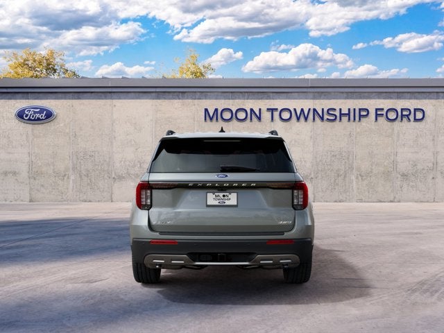 2027 Ford Explorer 4DR 4WD ACTIVE