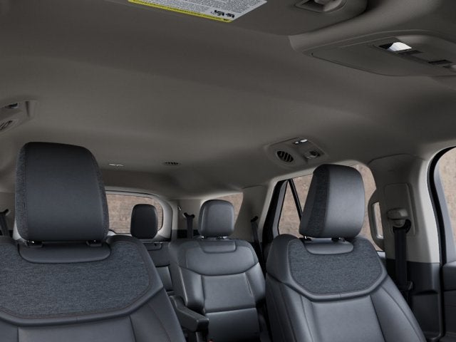 2027 Ford Explorer 4DR 4WD ACTIVE