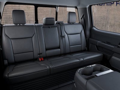 2027 Ford Super Duty F-250 SRW F-250® Lariat®