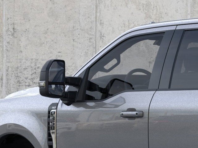 2026 Ford Super Duty F-350 SRW F-350® XLT