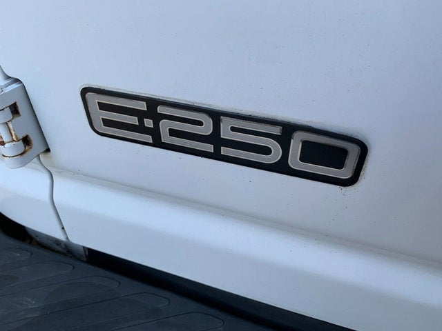 2005 Ford Econoline Cargo Van Commercial