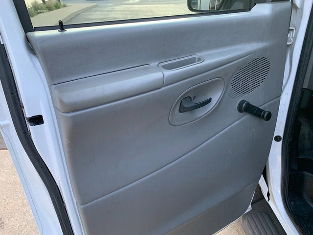 2005 Ford Econoline Cargo Van Commercial