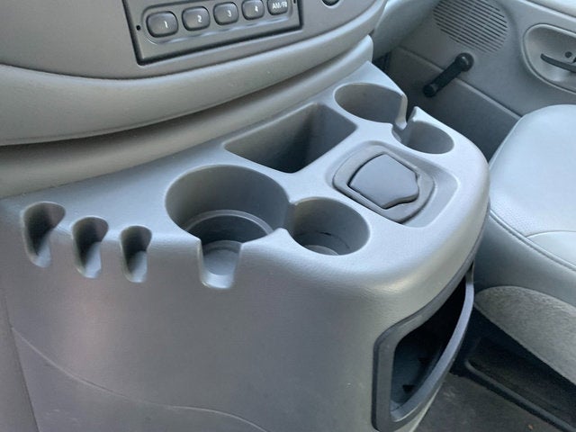 2005 Ford Econoline Cargo Van Commercial