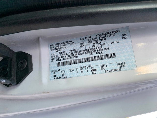 2005 Ford Econoline Cargo Van Commercial