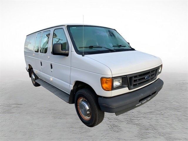 2005 Ford Econoline Cargo Van Commercial