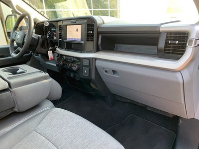2025 Ford Super Duty F-350 SRW XL