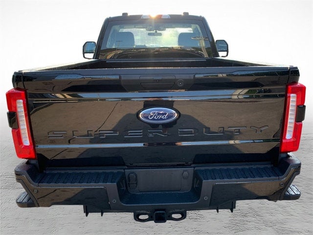 2025 Ford Super Duty F-350 SRW XL