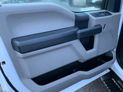 2022 Ford Super Duty F-350 SRW XL