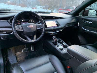 2020 Cadillac XT4 AWD Sport