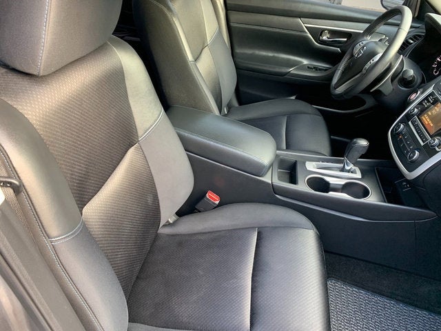 2016 Nissan Altima 2.5 SR