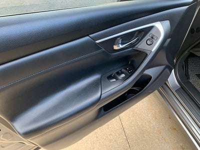 2016 Nissan Altima 2.5 SR