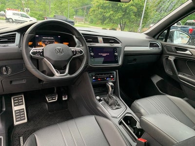 2023 Volkswagen Tiguan SE R-Line Black