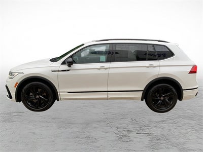 2023 Volkswagen Tiguan SE R-Line Black