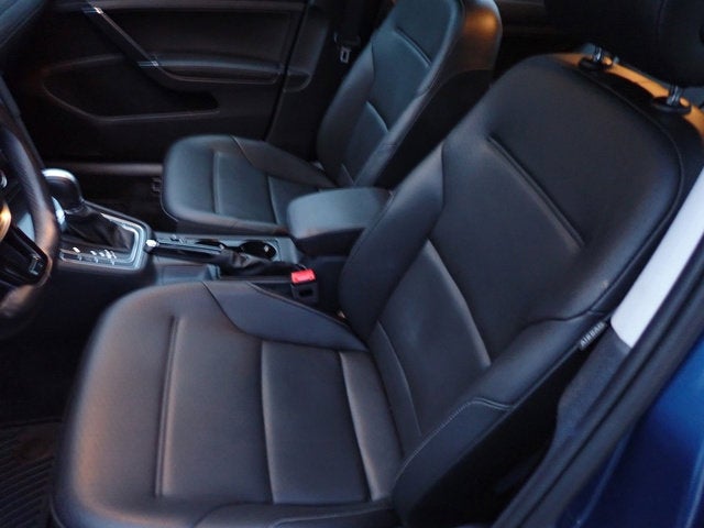 2019 Volkswagen Golf SE