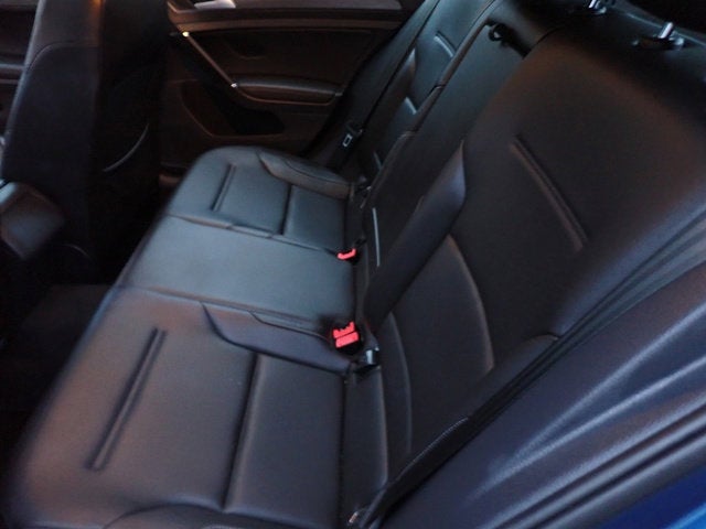 2019 Volkswagen Golf SE