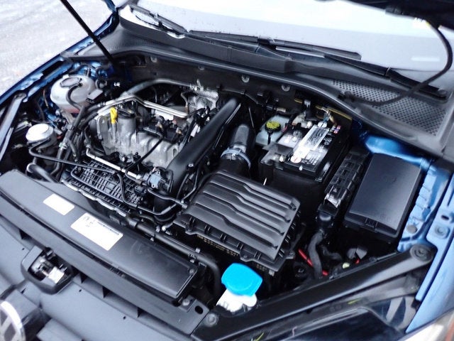 2019 Volkswagen Golf SE