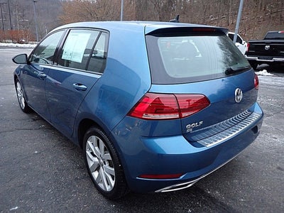 2019 Volkswagen Golf SE