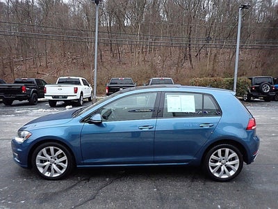 2019 Volkswagen Golf SE