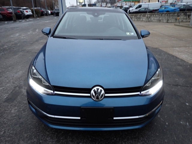 2019 Volkswagen Golf SE