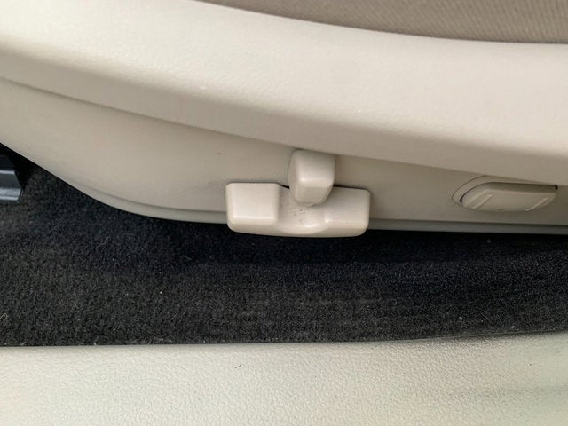 2013 Subaru Legacy 2.5i Premium