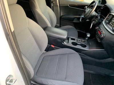2019 Kia Sorento S V6