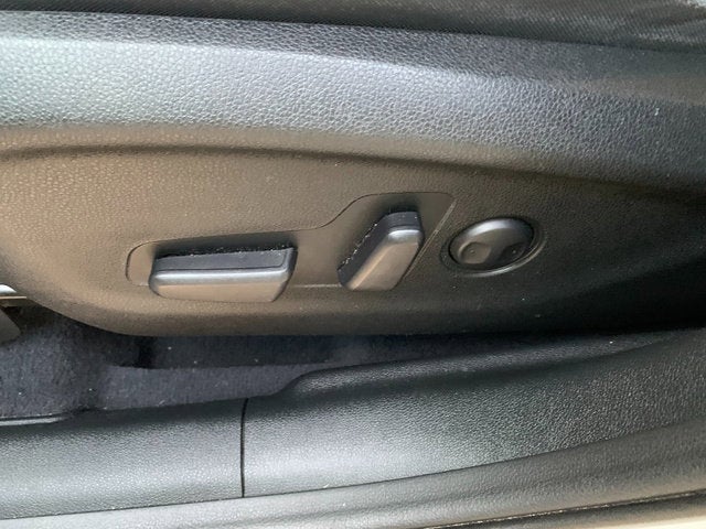 2019 Kia Sorento S V6