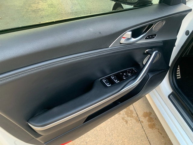 2019 Kia Stinger GT1