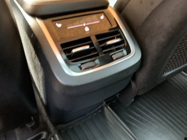 2022 Volvo XC90 Momentum