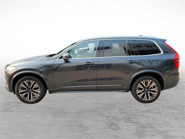 2022 Volvo XC90 Momentum