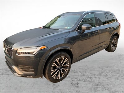 2022 Volvo XC90 Momentum
